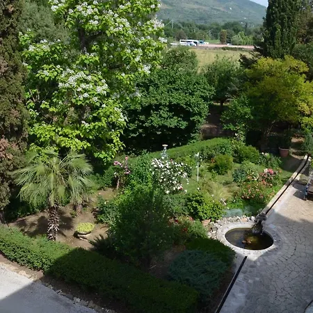 Casale Colleoni Bed & Breakfast Tivoli